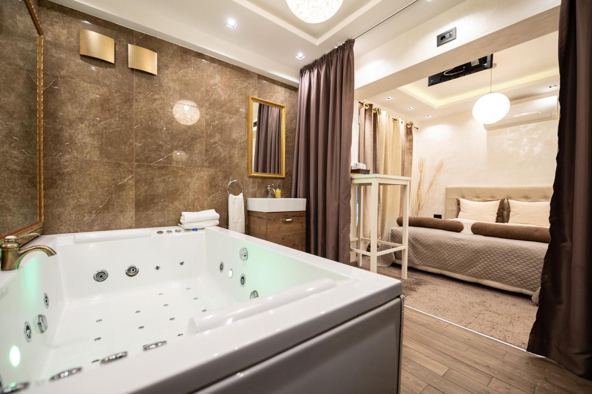 Central Business Apartments Jacuzzi Belgrado Exterior foto