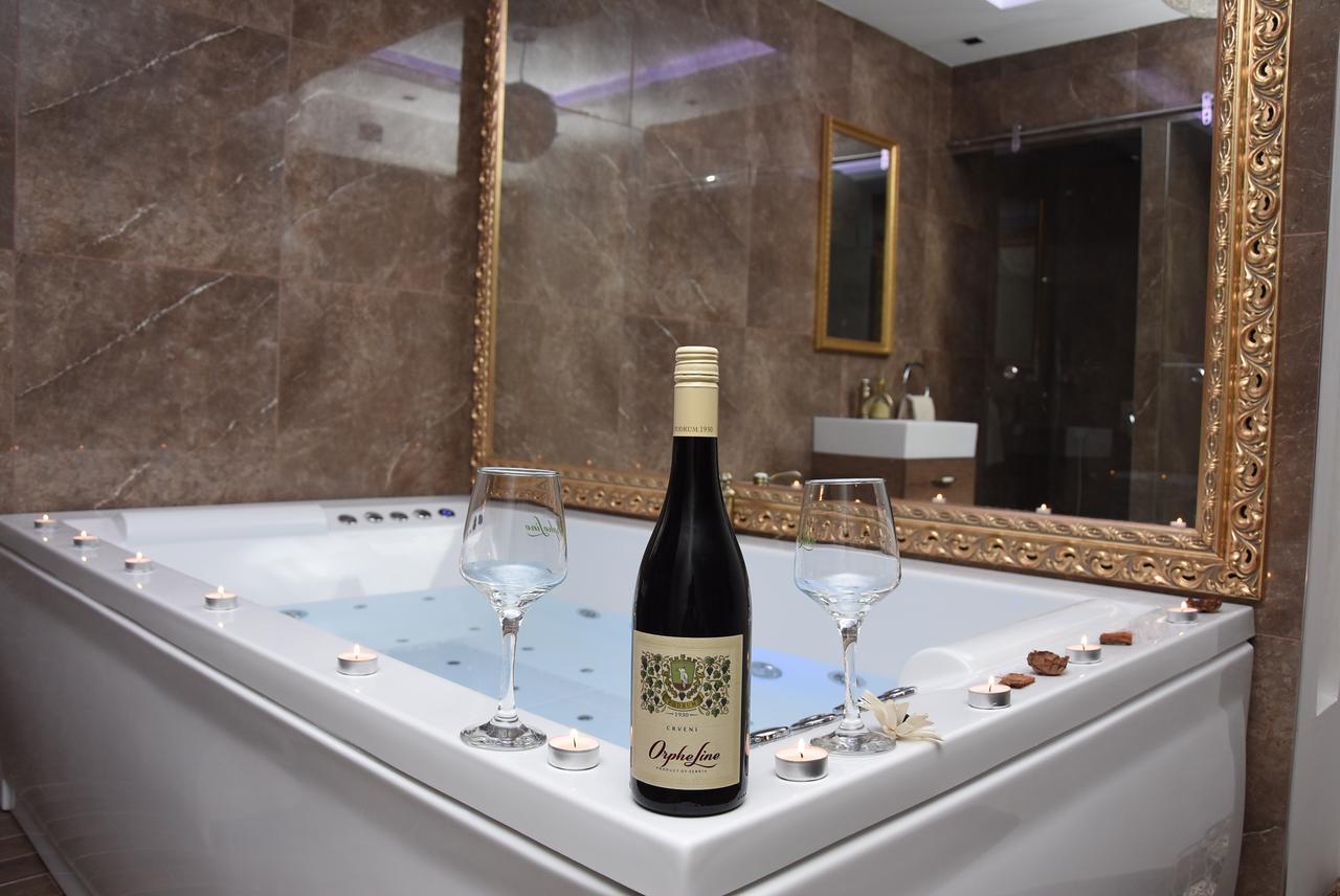 Central Business Apartments Jacuzzi Belgrado Exterior foto