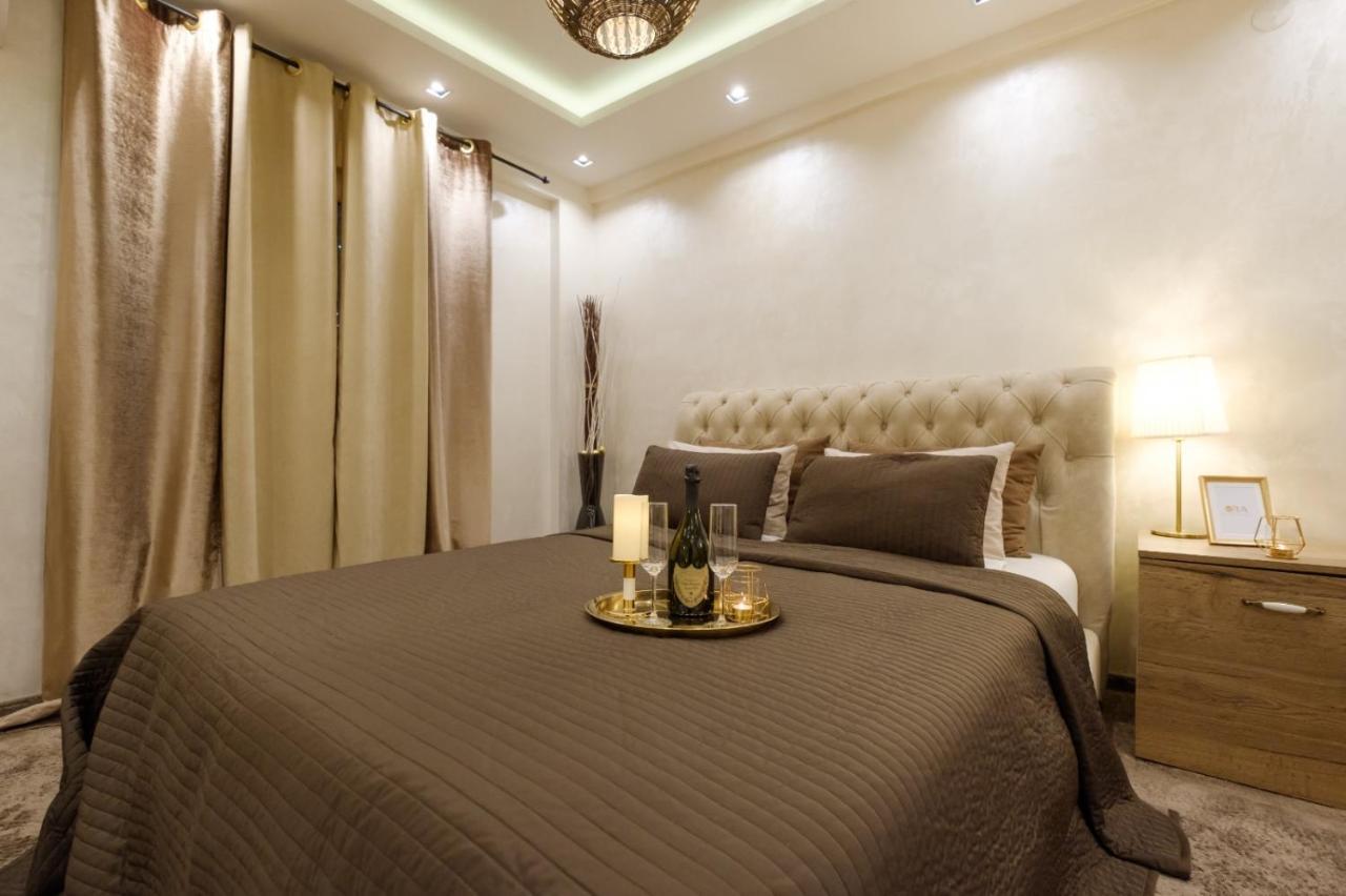 Central Business Apartments Jacuzzi Belgrado Exterior foto