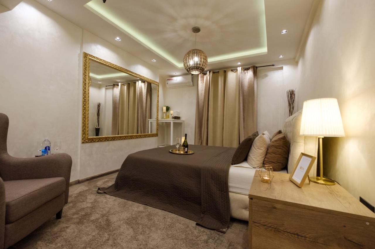 Central Business Apartments Jacuzzi Belgrado Exterior foto